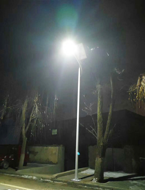 积石山县霍城太阳能路灯项目