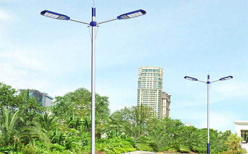 霍城太阳能路灯地脚螺栓规格：防止倾倒的关键